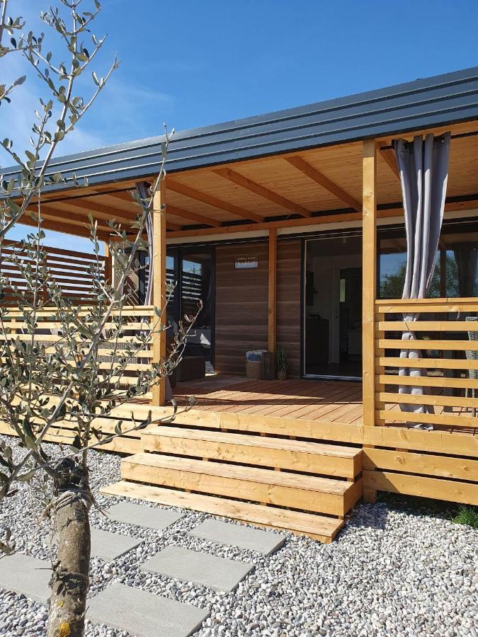 Mobile Homes Karlo & Dino Pula Exterior photo