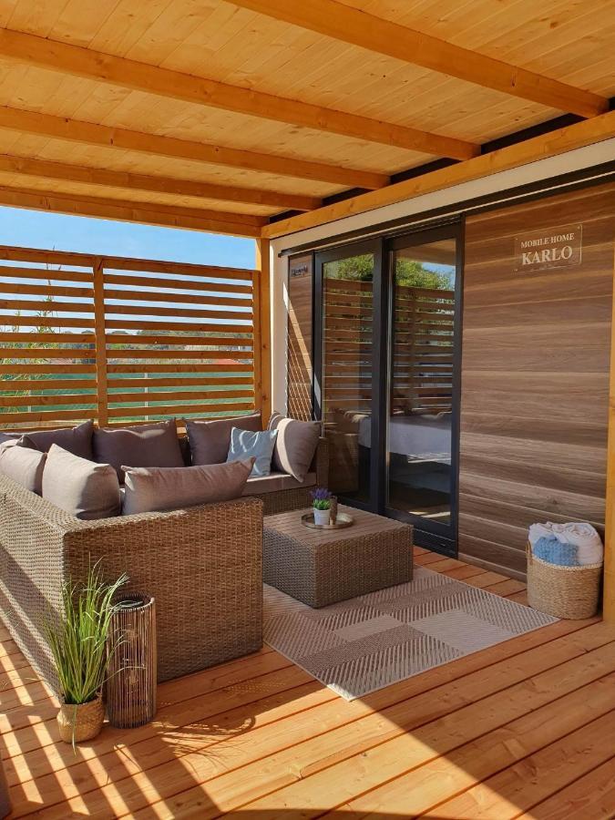 Mobile Homes Karlo & Dino Pula Exterior photo