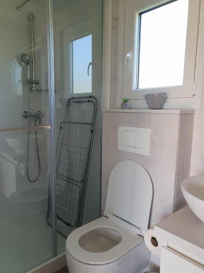 Mobile Homes Karlo & Dino Pula Exterior photo